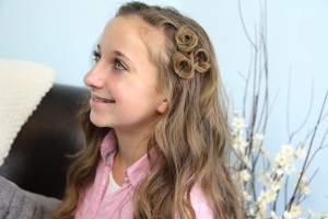 Pin Curl Accents | Easy Hairstyle Ideas
