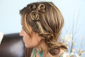 Pin Curl Accents | Easy Hairstyle Ideas