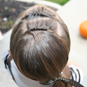 Top view of the Tween Knots Ponytail