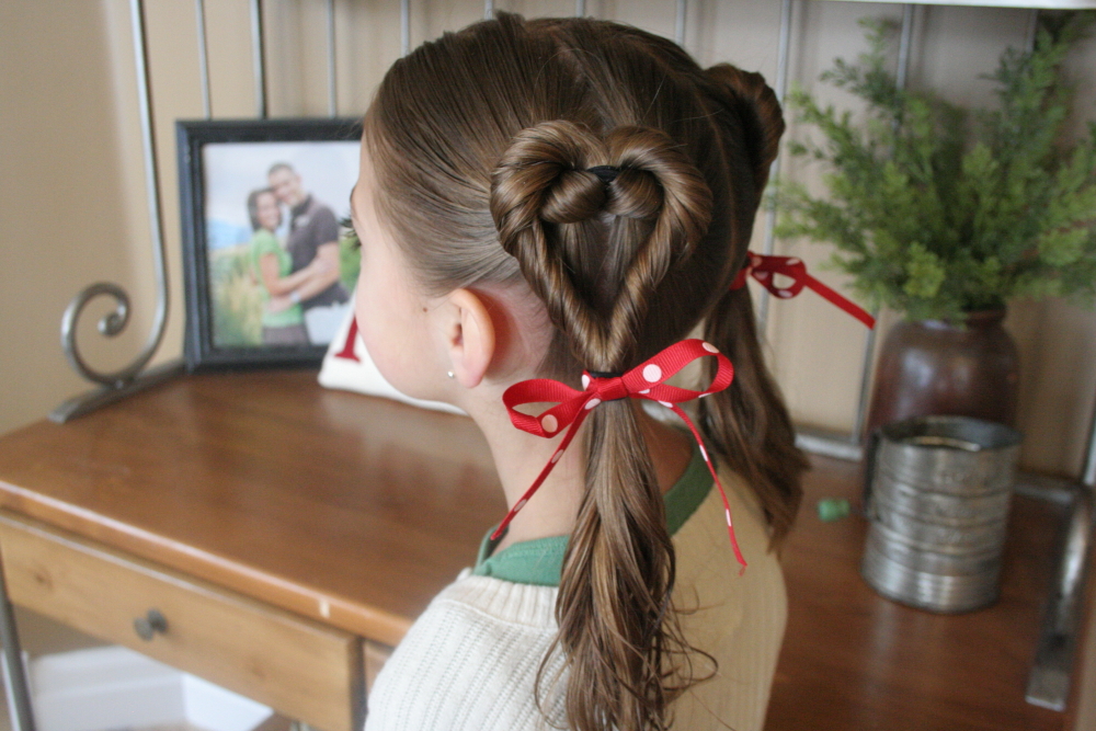 Double Twist Hearts Valentine S Day Hairstyles Cute