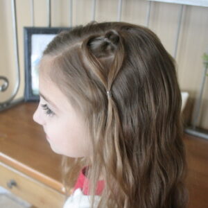 Side view of the Hanging Heart | Valentine's Day Hairstyles