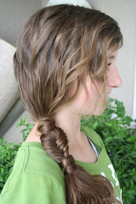 Todays mission was a side ponytail…so I decided to add in 3 little sections  at the front to create the 3 strands for the plait down into… | Instagram