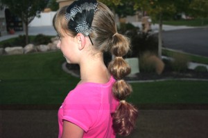 Side view of the Bubble Ponytail