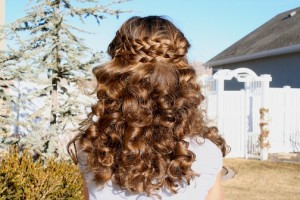 Back view of No-Heat Hairstyles | Sock Curls