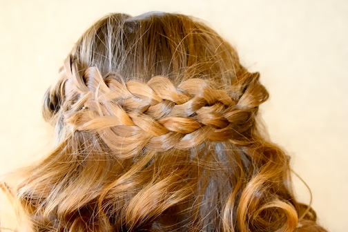 How to do a bohemian side braid in just minutes - Hispana Global
