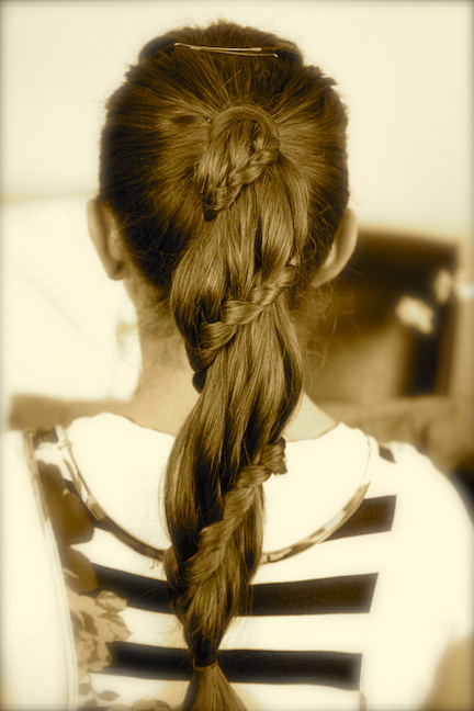 Winding Lace Braid Ponytail | Cute Hairstyles