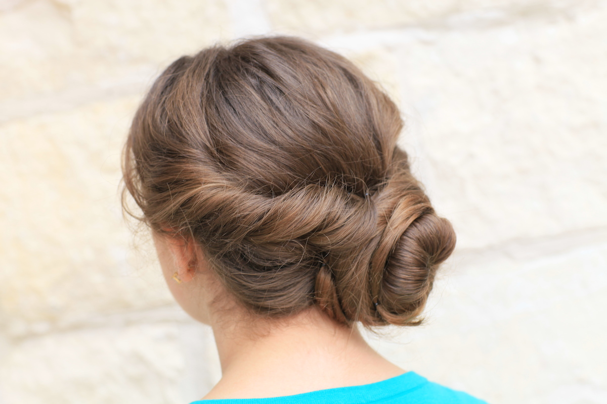 Easy Romantic Prom Hairstyle Tutorial