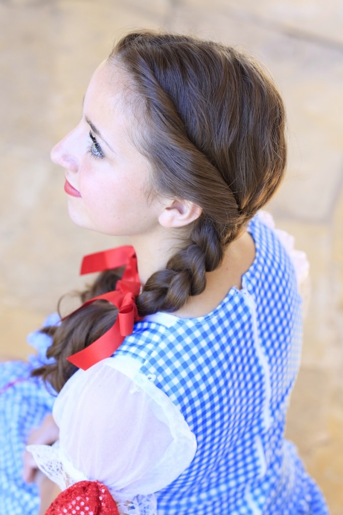 Young girl dressed up as Dorothy | The Wizard of Oz