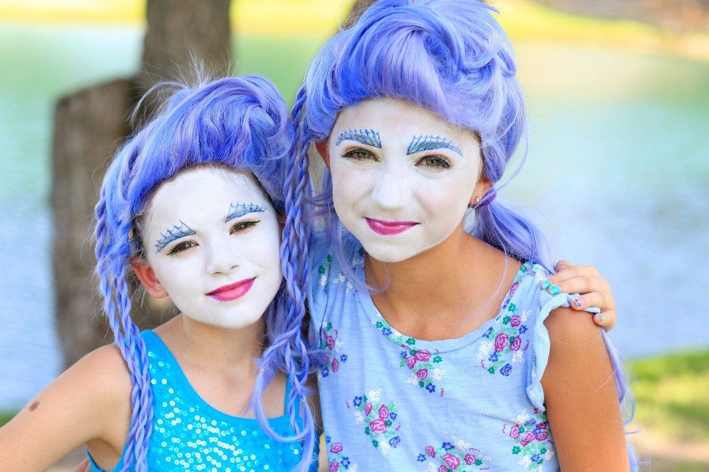 Young girls dressed up as Monster High's Sirena Von Boo | Halloween Hairstyles