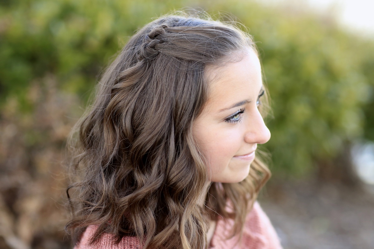 Triple Knot Accents | Short Hairstyles - Cute Girls Hairstyles Triple Knot Accents | Short Hairstyles - Cute Girls Hairstyles