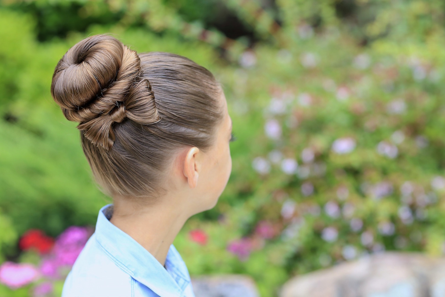 Bow bun hairstyle deals step by step