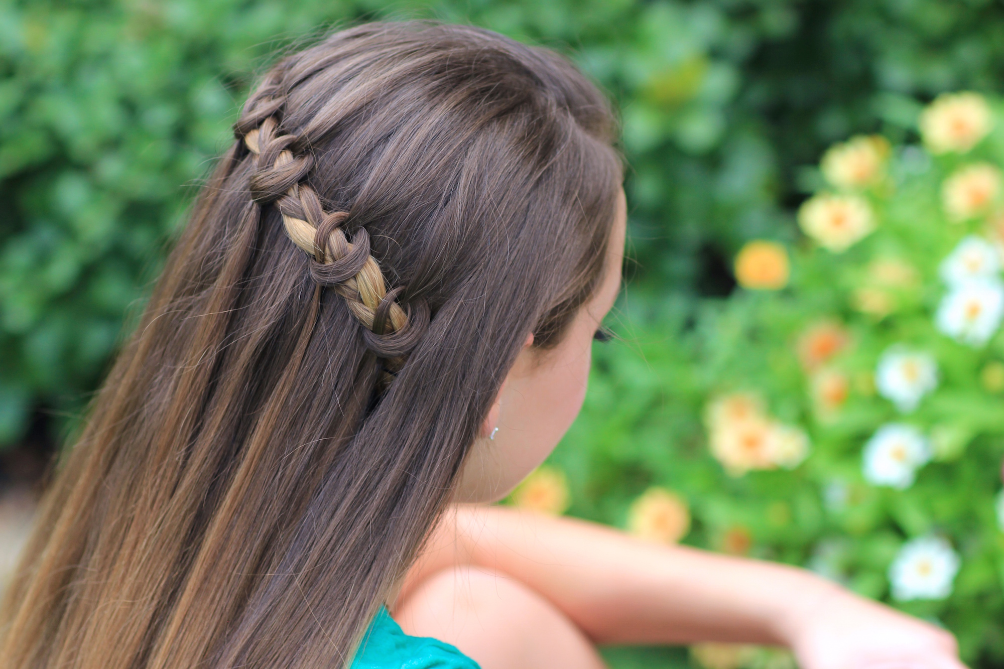 The Knotted Waterfall Braid - Cute Girls Hairstyles The Knotted Waterfall Braid - Cute Girls Hairstyles