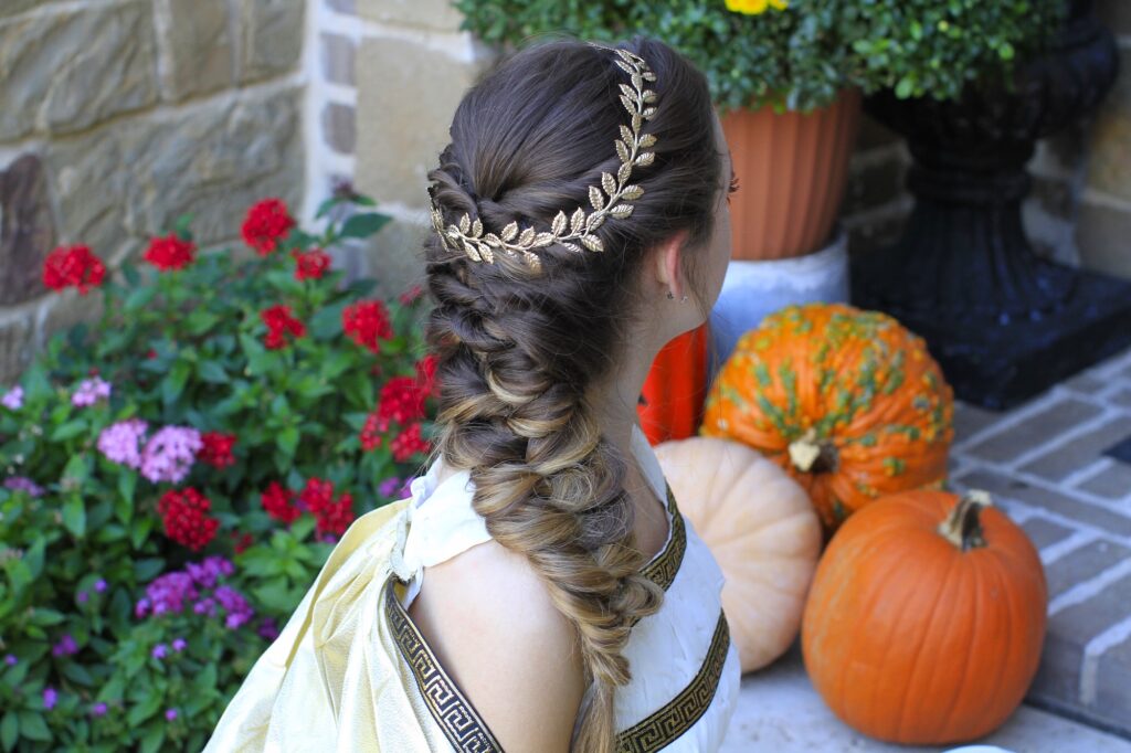 Young girls wearing Greek Goddess costume | Long Hairstyles |Halloween Hairstyles