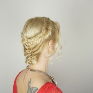 Valentine's day hairstyles | Fishtail