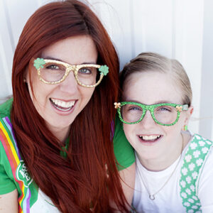 St Patricks day DIY glasses