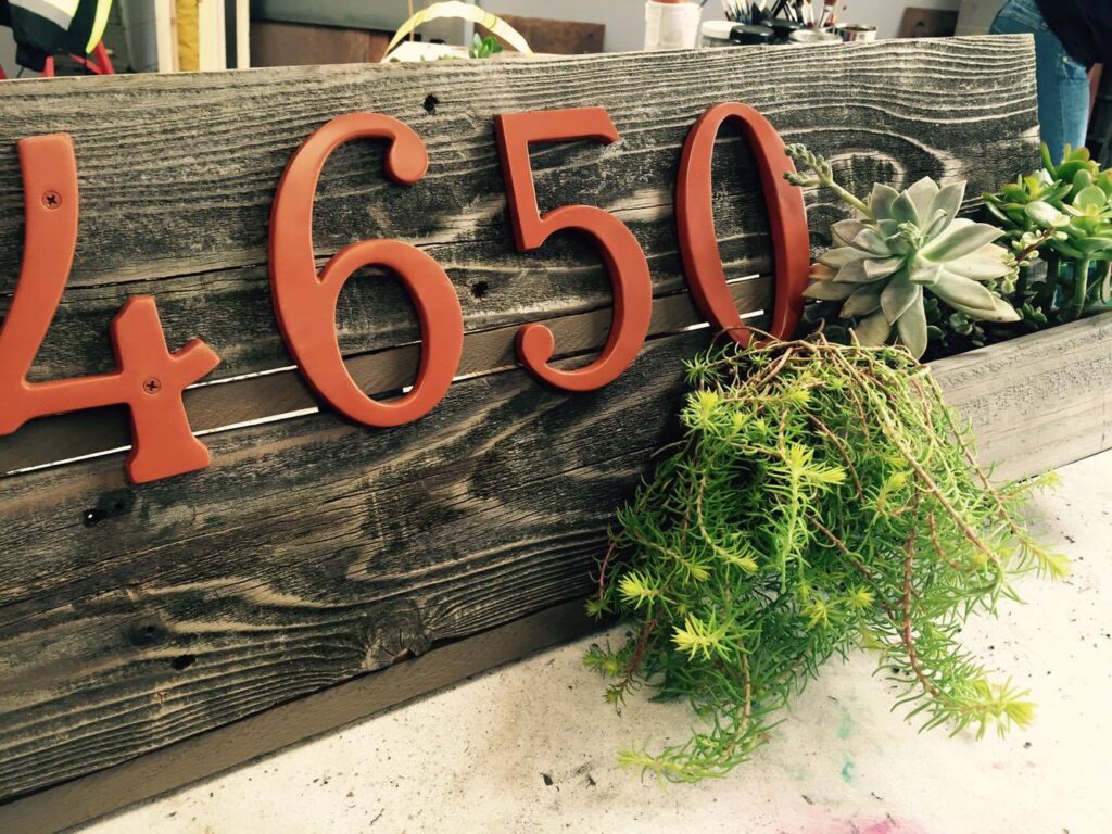 DIY | Wooden address sign