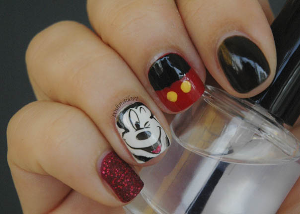 Disney Nails | Mickey Mouse