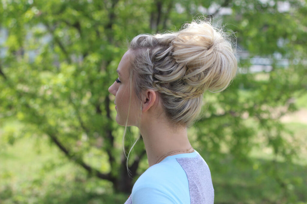 Waterfall Bun | Cute Girls Hairsytles