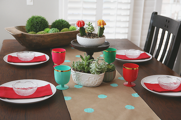 Easy DIY Paper Table Runner