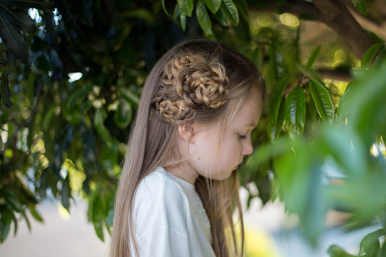 Side Triple Flower - Cute Girls Hairstyles Side Triple Flower - Cute Girls Hairstyles