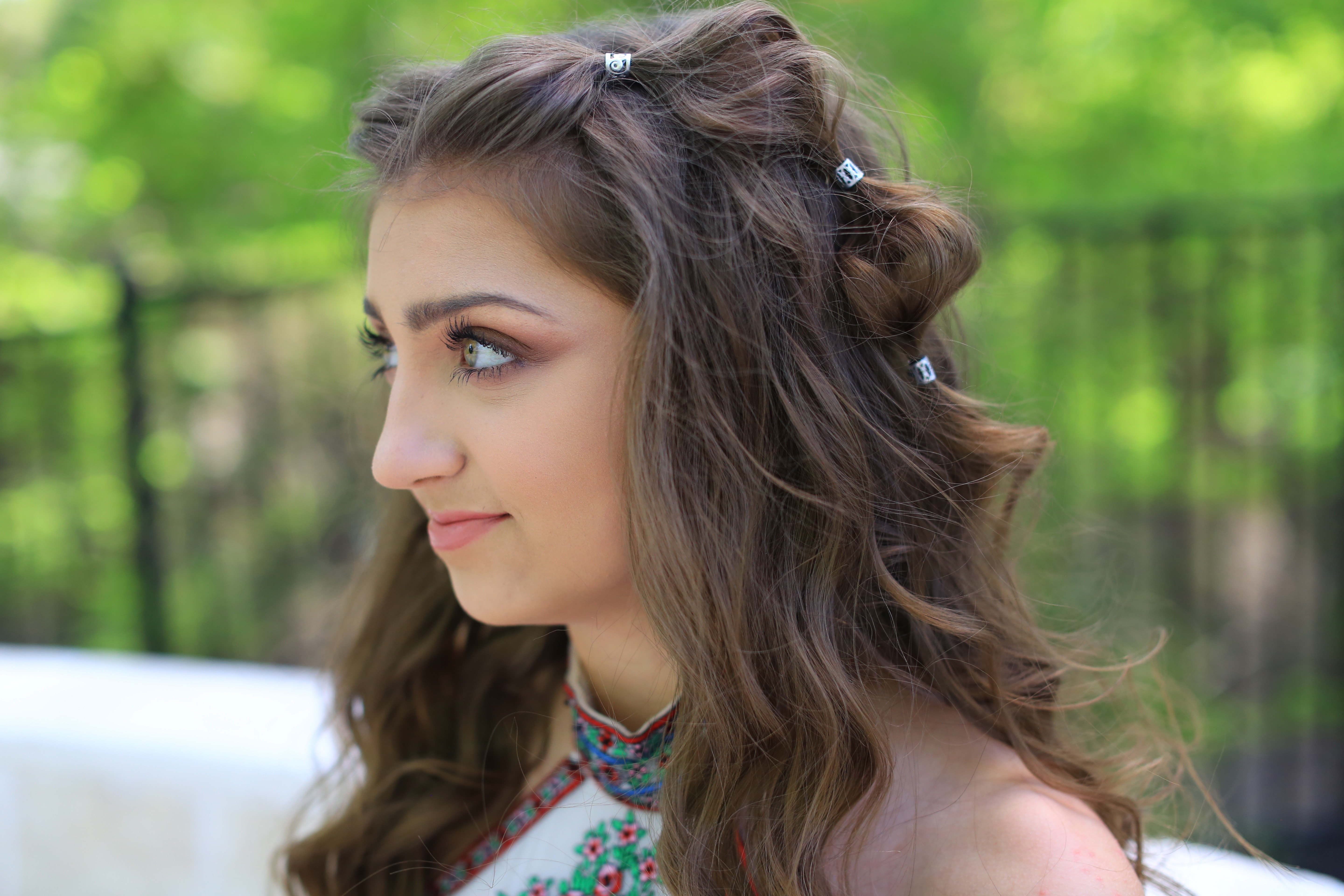 Bubbles and curls online